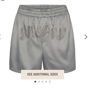 SKIMS Woven Shine Boxer Short